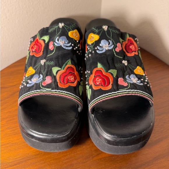 Boho Ipanema Chunky Embroidered Beaded Slide Sandals Size 8.5 - Picture 6 of 10